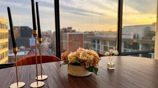 Building Photo - 1901 9th St NW