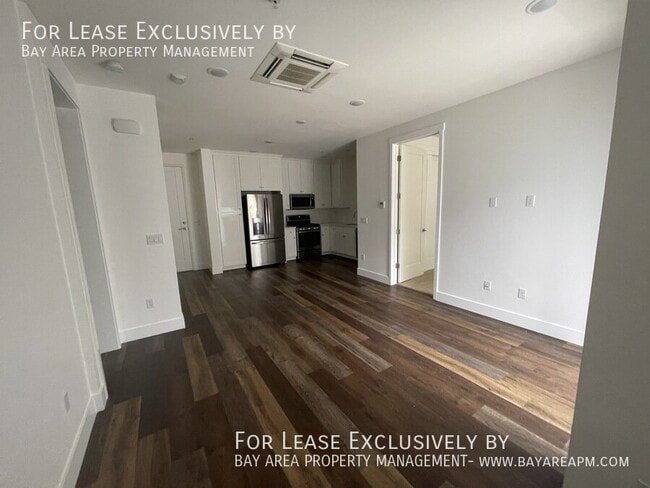 Building Photo - 195 Avenue Cabrillo-8