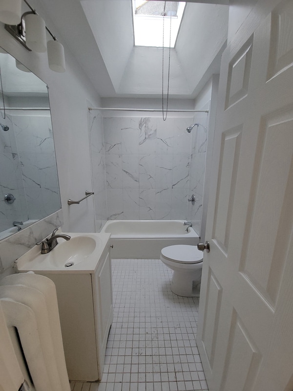 Building Photo - 2652 Sylmar St