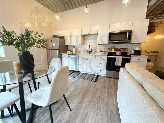 Building Photo - Avail July 15th! Stylish 1-Bedroom Apartment in Mt. Washington –2 Off Street Parking Spaces, AC, ...