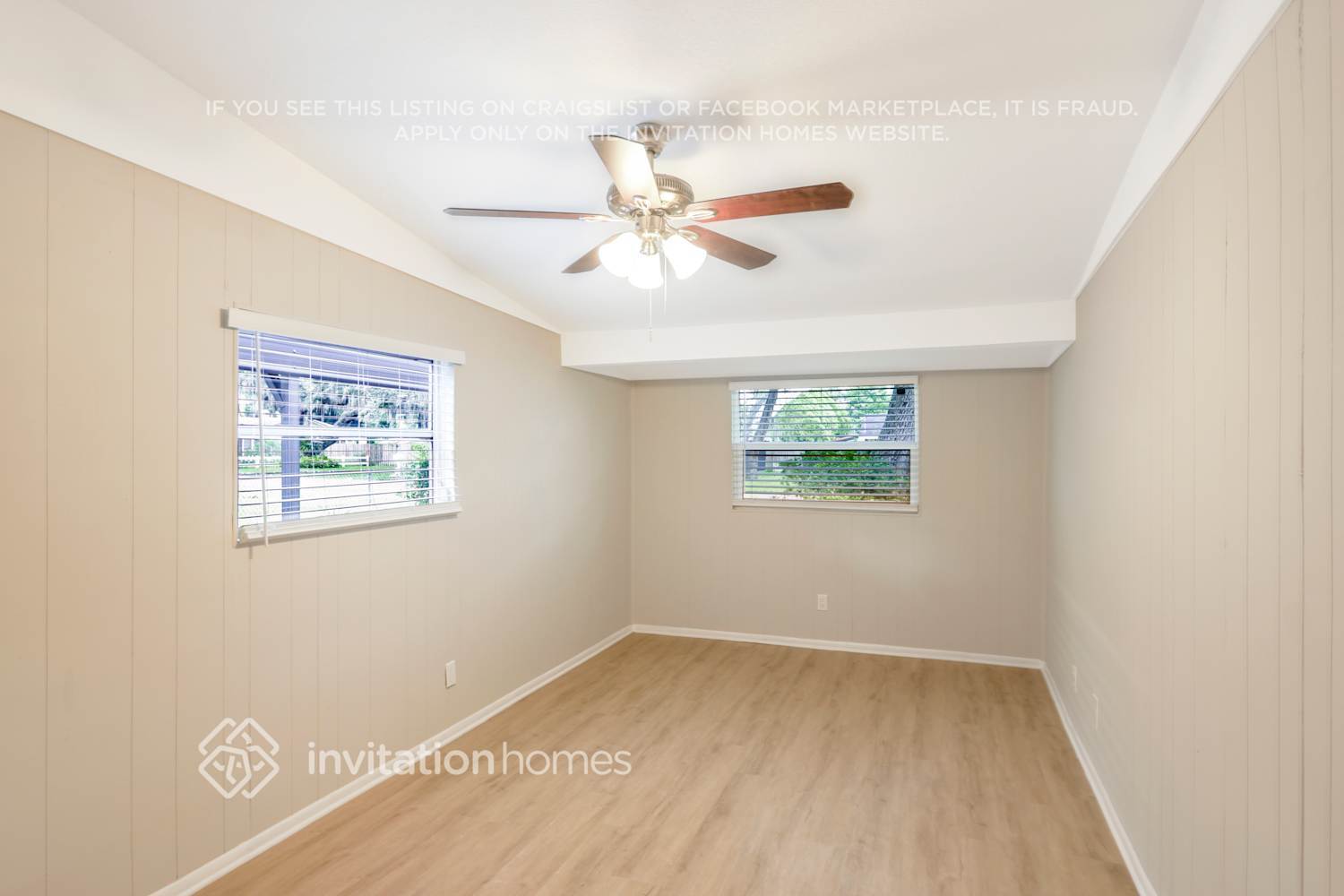 Building Photo - 306 Amana Ave