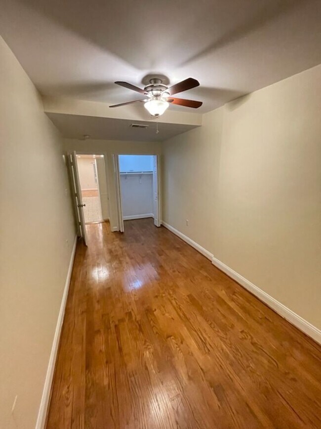 Building Photo - 13th ST