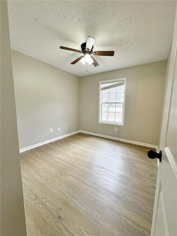 Building Photo - 392 Harmony Grove Rd