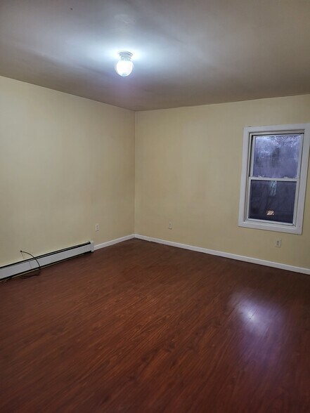 Building Photo - 791 S 13th St