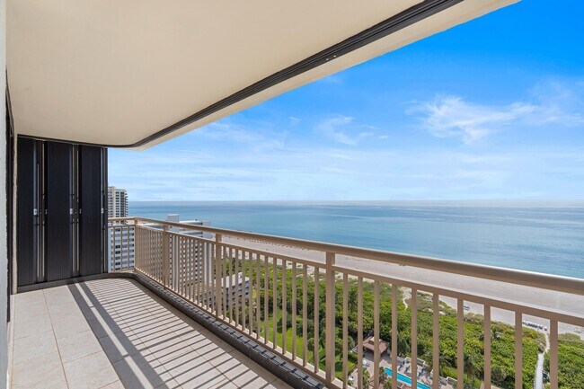 Building Photo - 3400 N Ocean Dr