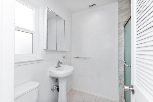 Bathroom with walking Shower - 836 N Fuller Ave