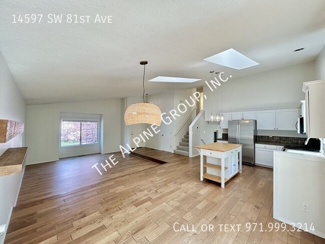Building Photo - 14597 SW 81st Ave
