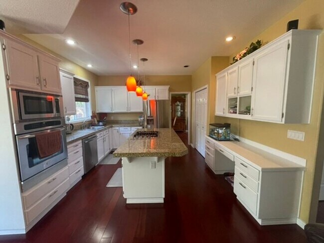 Building Photo - Spacious 4-Bedroom Home with Gourmet Kitchen, Primary Suite & Backyard Garden in Bethany