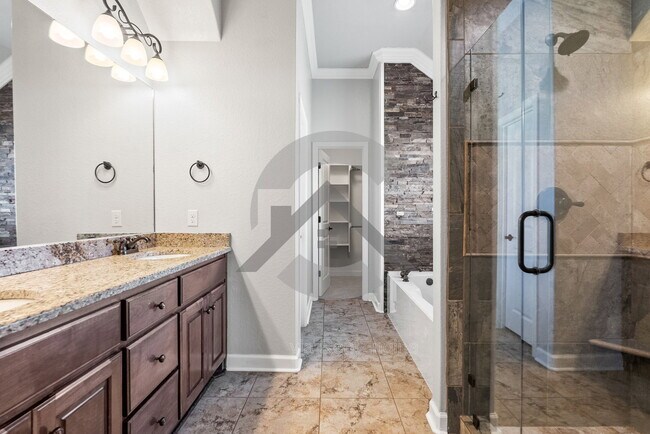 Building Photo - 6137 Remington Dr