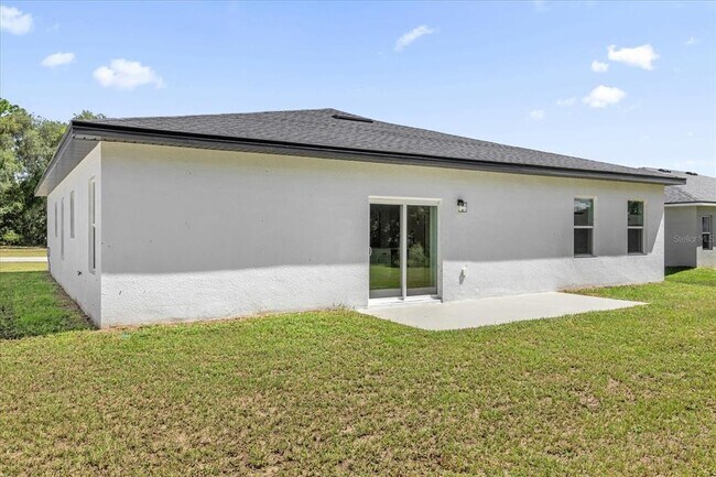 Building Photo - 420 Marion Oaks Course