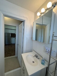 Building Photo - 5135 S Kenwood Ave