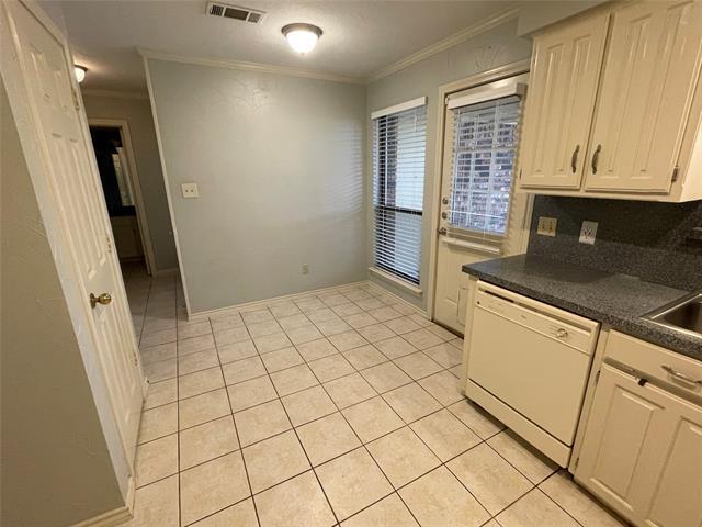 Building Photo - 2705 Cummings Dr