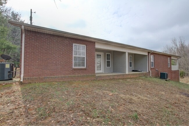 Building Photo - 299 Raleigh Dr