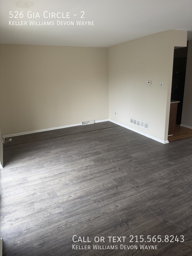 Building Photo - 526 Gia Cir