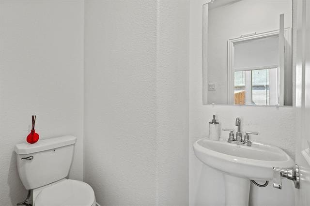 Building Photo - 14620 Little Water Dr