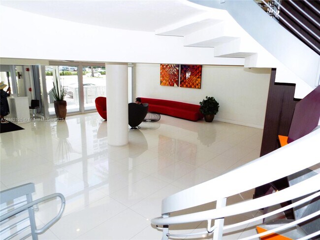 Building Photo - 5701 Collins Ave