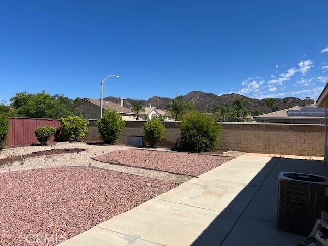 Building Photo - 35921 Camelot Cir