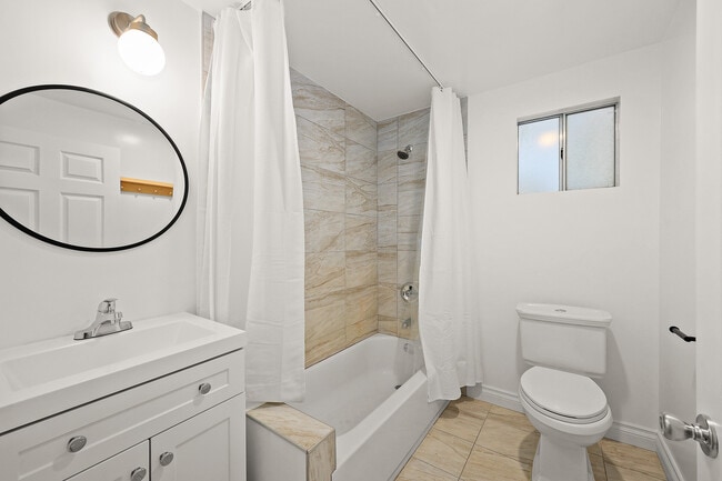 Building Photo - 3448 Casitas Ave