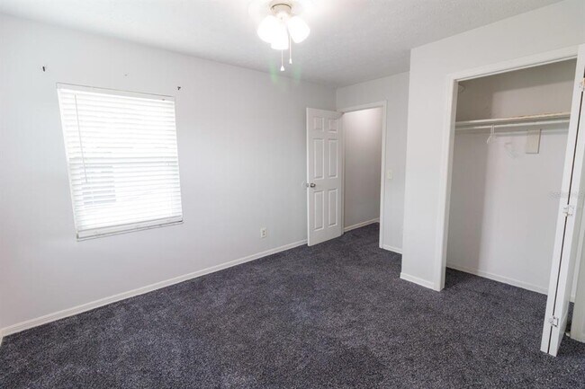 Building Photo - 603 Angelica Pl