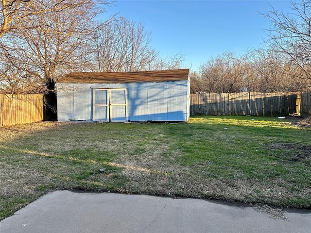 Building Photo - 2105 Melody Cir