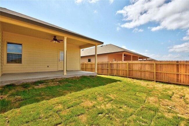 Building Photo - 467 Jack Rabbit Ln