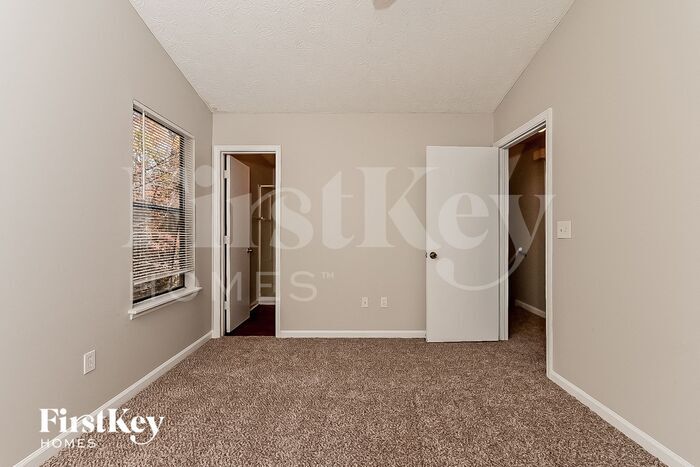 Building Photo - 6708 Doublegate Ln