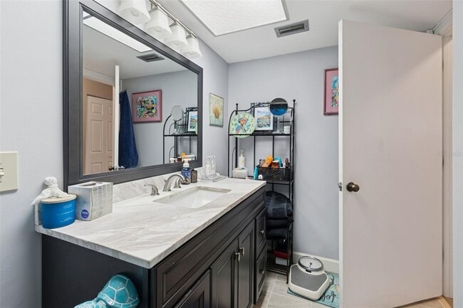 Building Photo - 5220 Brittany Dr S