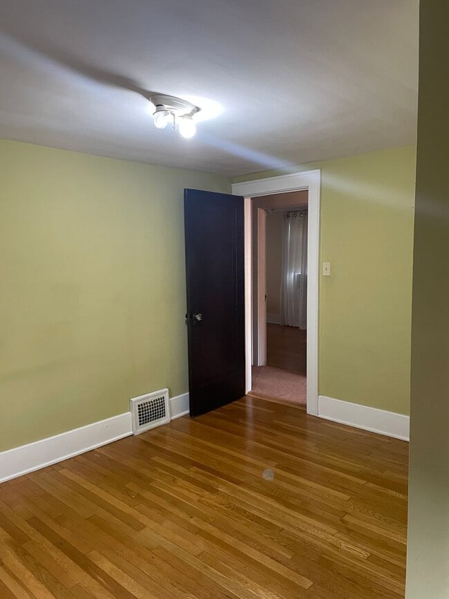Building Photo - 1737 23rd St
