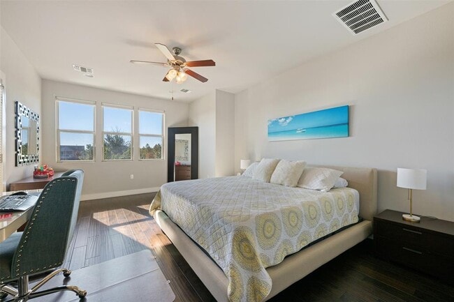 Building Photo - 2816 Moreno St