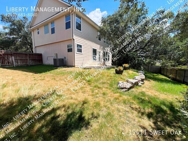 Building Photo - 19411 Sweet Oak