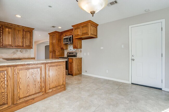 Building Photo - 1812 Winchester Way