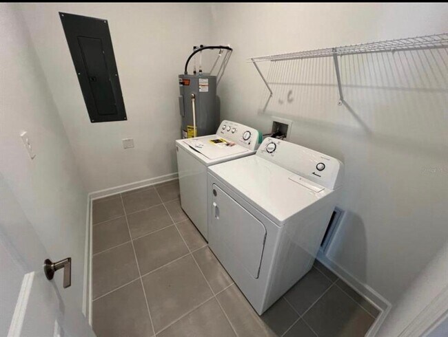 Building Photo - 11710 Boldface Dr.