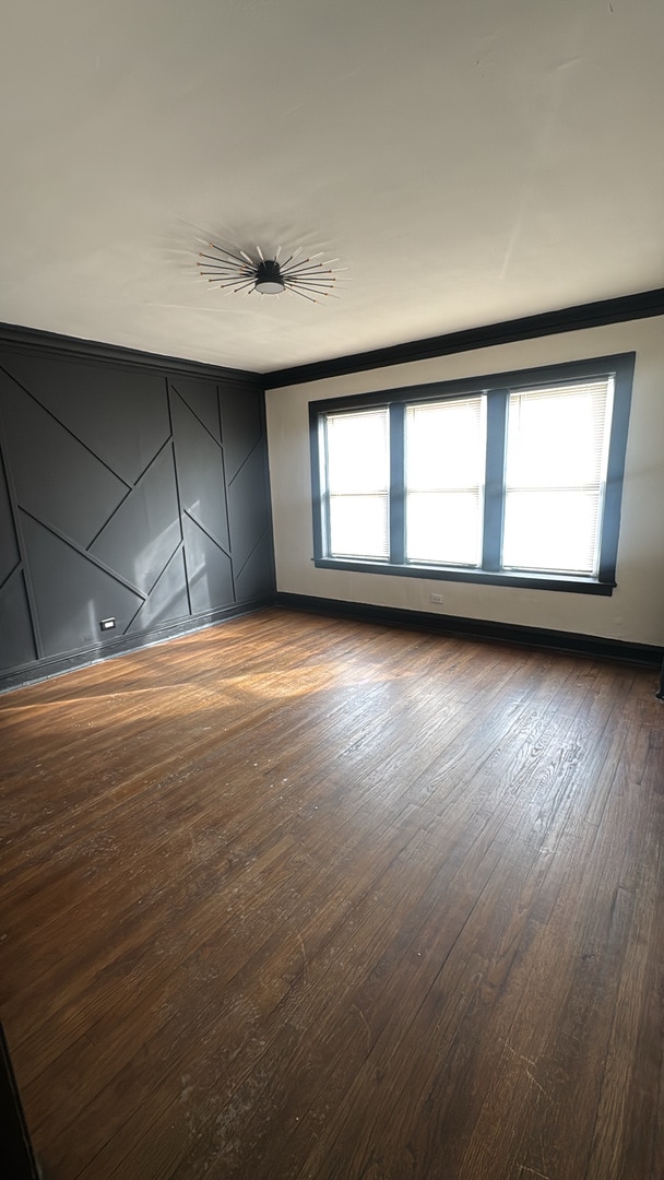 Building Photo - 7357 S St Lawrence Ave