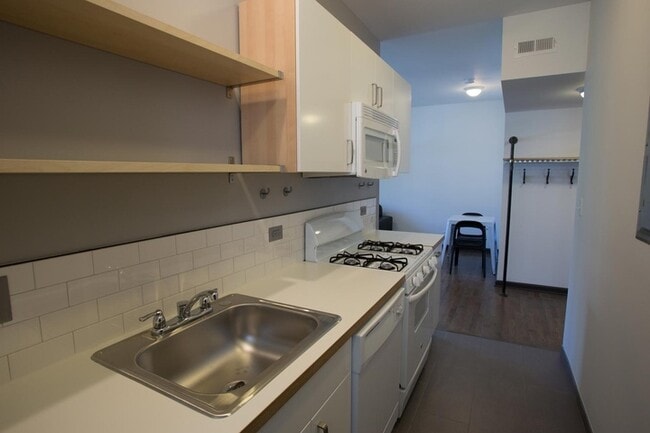 Floorplan - 5300 S. Drexel Avenue