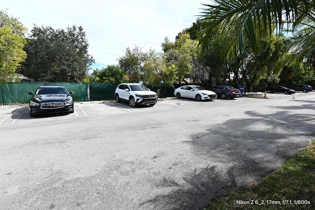 Building Photo - 17255 SW 95th Ave