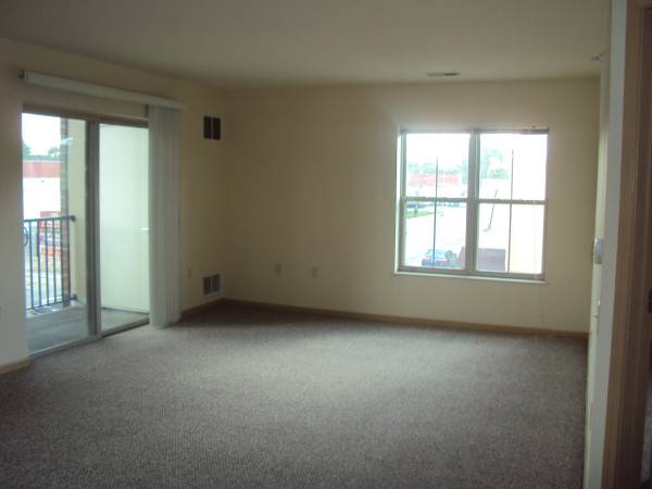 Building Photo - Teutonia Gardens