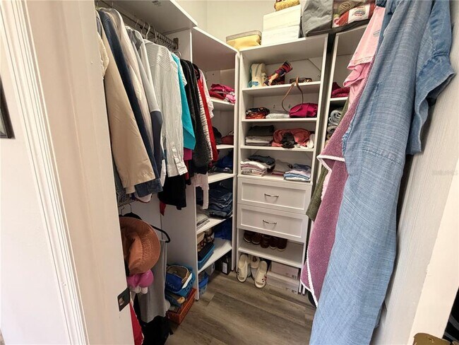 Building Photo - 2298 Viehman Tr