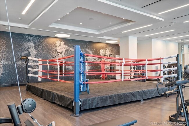 Building Photo - 851 NE 1st Ave