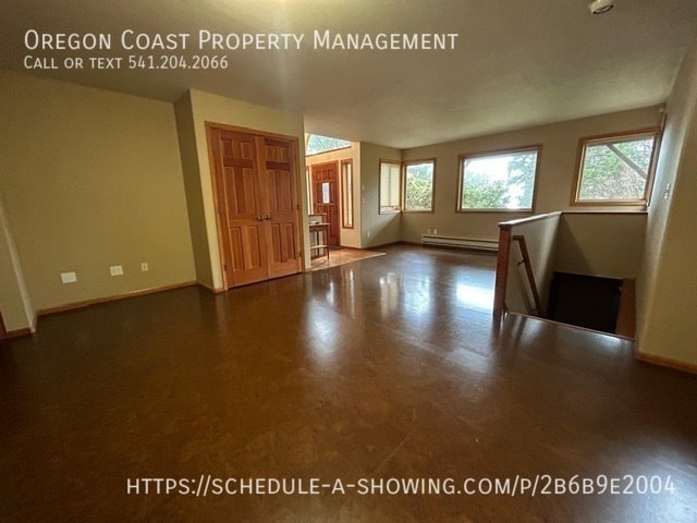 Building Photo - 7205 SW Burl Dr