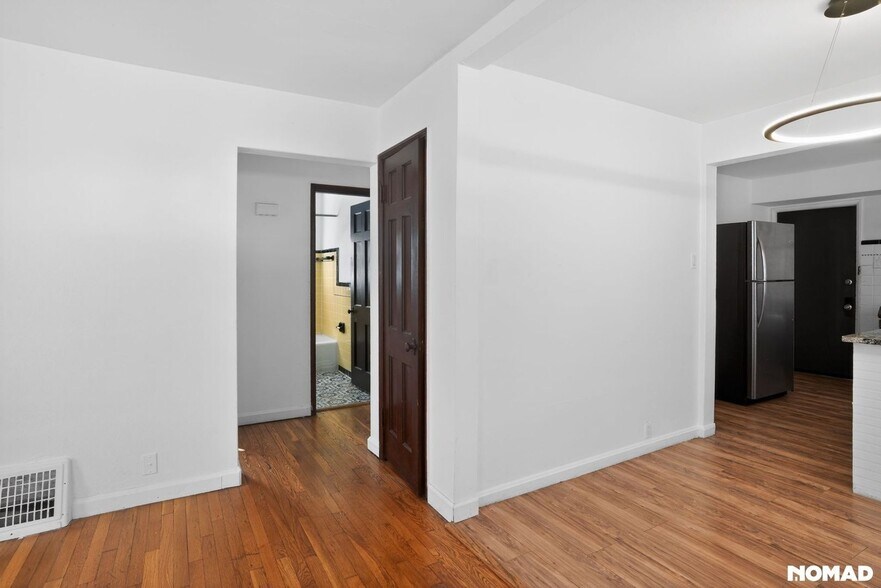 Building Photo - 7616 Stanwood Dr