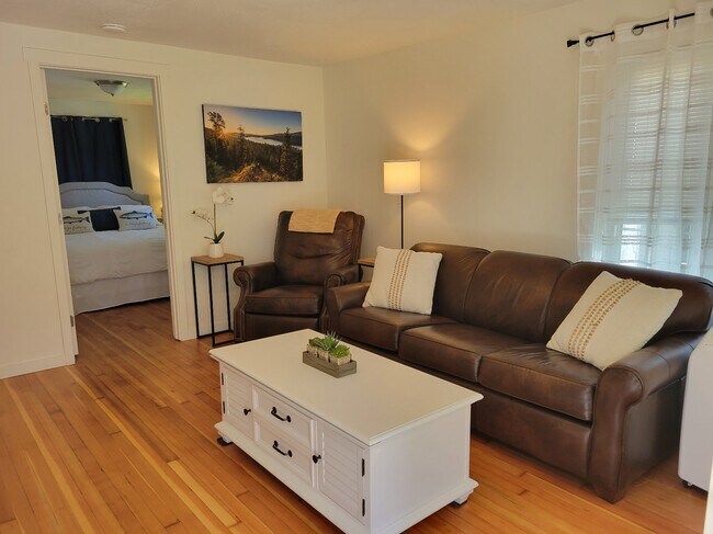 Building Photo - 505 W Spokane Ave