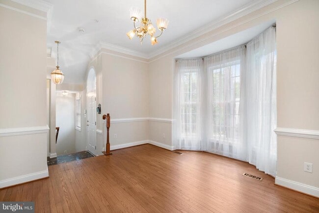 Building Photo - 508 S Fayette St