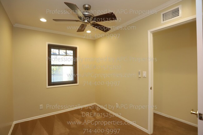 Building Photo - 5411 Park Ave