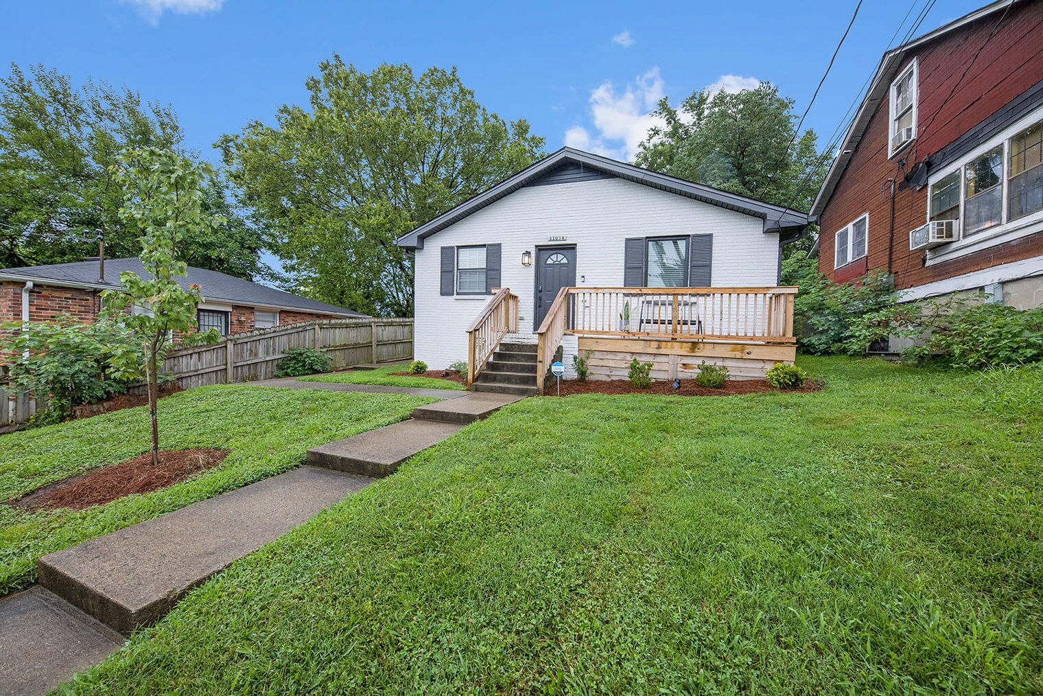 Building Photo - 1105 Wade Ave