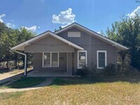 Building Photo - 2009 Collins Ave