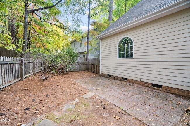 Building Photo - 1008 W Sterlington Pl