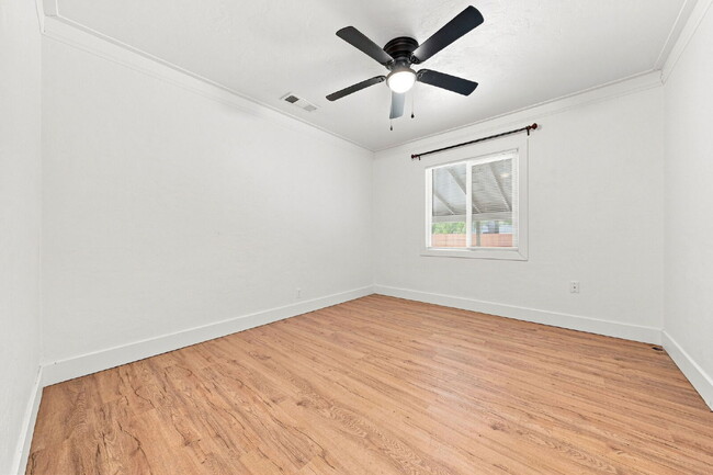 Building Photo - 3/1 Charmer in the Garden Tract - Dog Friendly