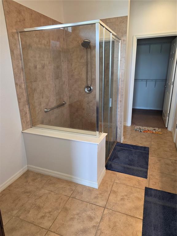 Building Photo - 576 Cantabria Dr