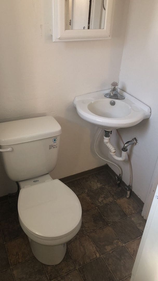 Building Photo - 513-515 NE Kamiaken Street