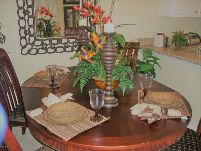 Building Photo - 486 Cabernet Pl